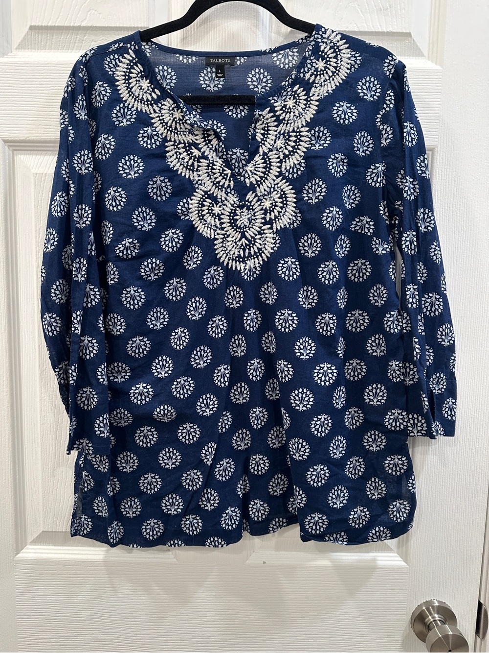 Talbots L Blue Embroidered 3/4 sleeve Cotton tunic Blouse EUC